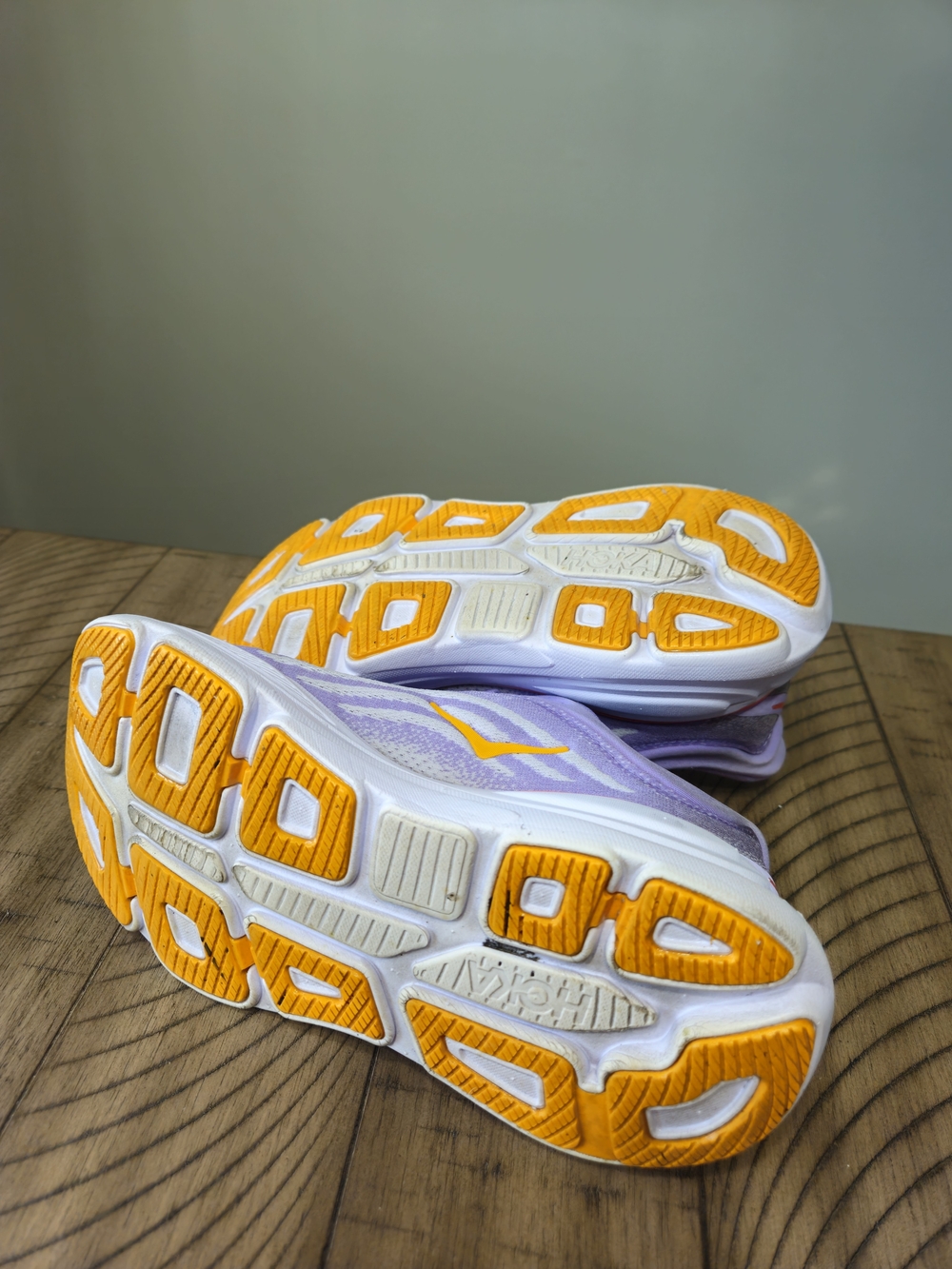 HOKA Women's Lavender Bondi 9 - Picture 6 of 7